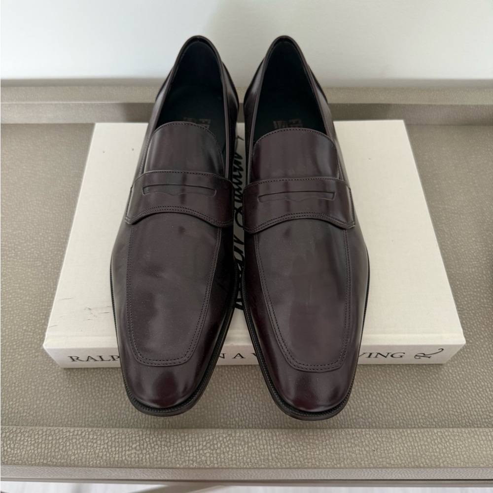 Ferragamo Gancini Loafers NWOT - Size 8.5